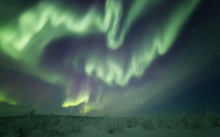 Chasing the northern lights in Finnish Lapland