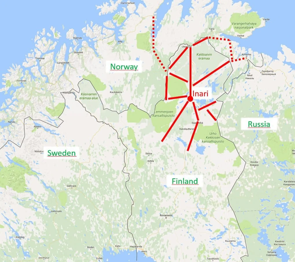 Carte du nord de la Laponie montrant les routes utilisées pour chasser les aurores boréales autour d'Inari